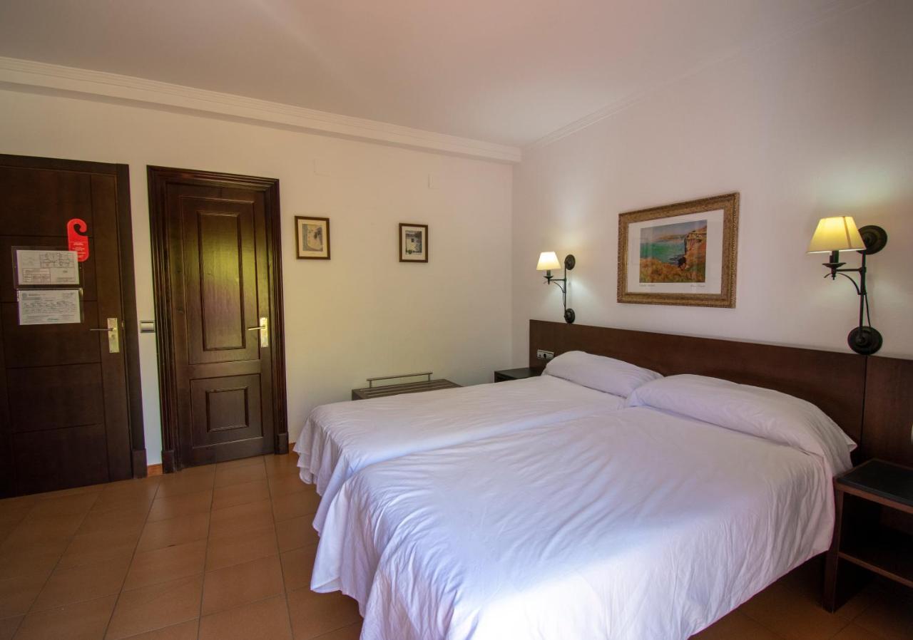 Hotel Del Carmen Prado Del Rey Dış mekan fotoğraf