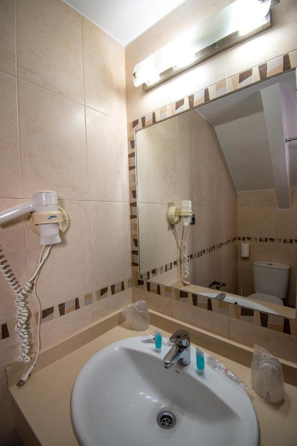 Hotel Del Carmen Prado Del Rey Dış mekan fotoğraf